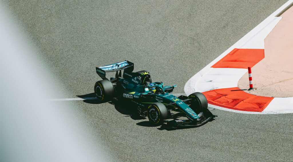 F1: Aston Martin encerra testes no Bahrein com apenas 6 voltas e crise na unidade Honda