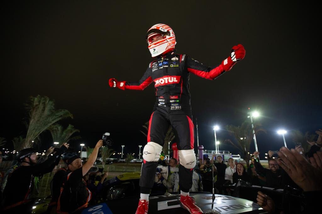 Stock Car: Piquet segura Fraga e vence em Cuiabá
