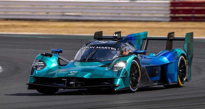 WEC: Aston Martin testa grande evolução do Valkyrie