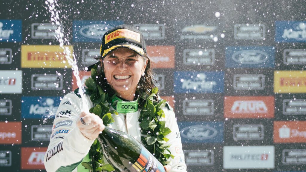 NASCAR Brasil: Calderón faz história e vence no oval de Curvelo