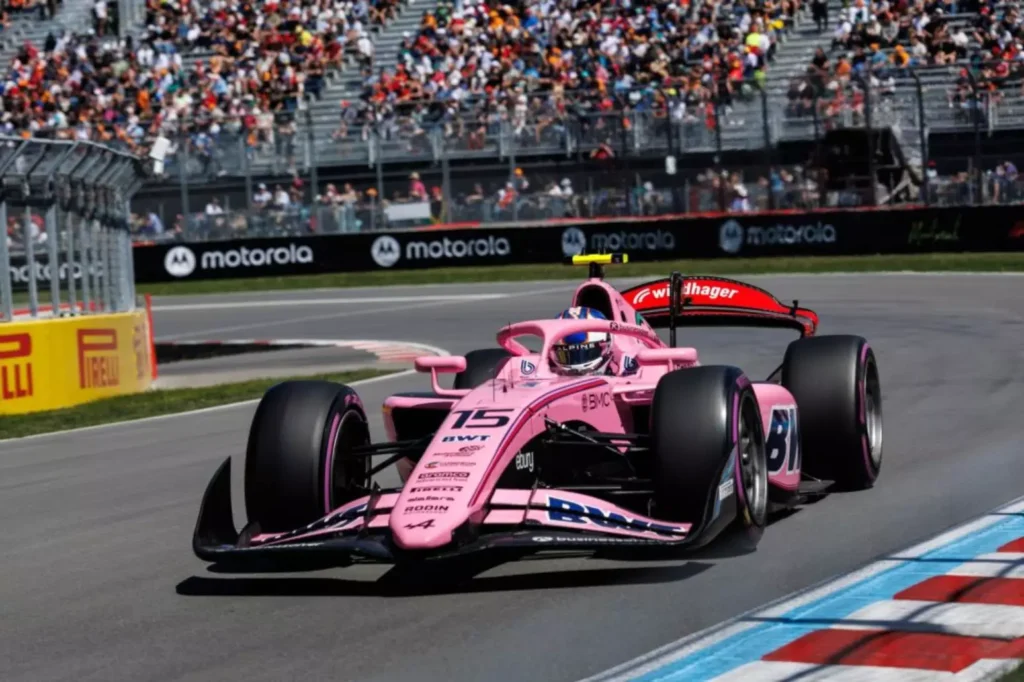F2: Dunne e Stenshorne cravam poles em Baku sob suspeita