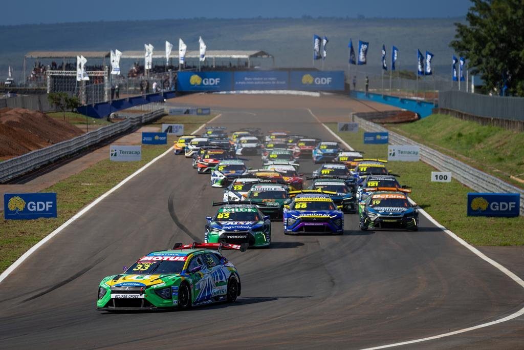 Stock Car: Confira horários da Corrida de Duplas em Brasília