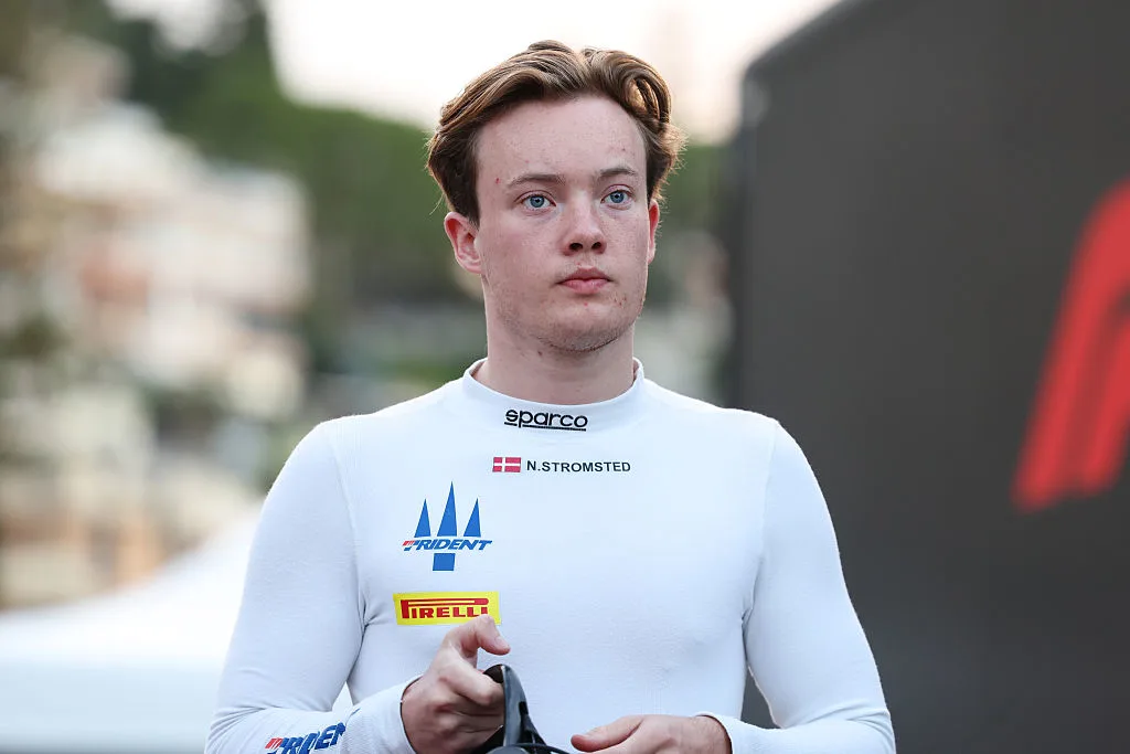 F2: Invicta contrata Strømsted e fecha dupla para 2027