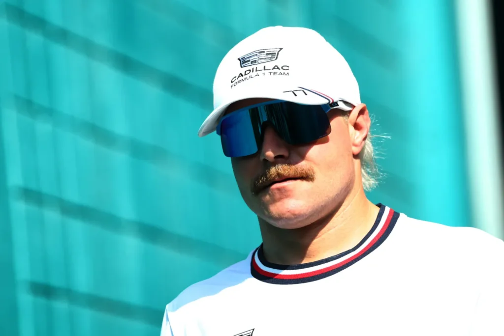 F1: Bottas nega saída da Cadillac para 2027, apesar de rumores
